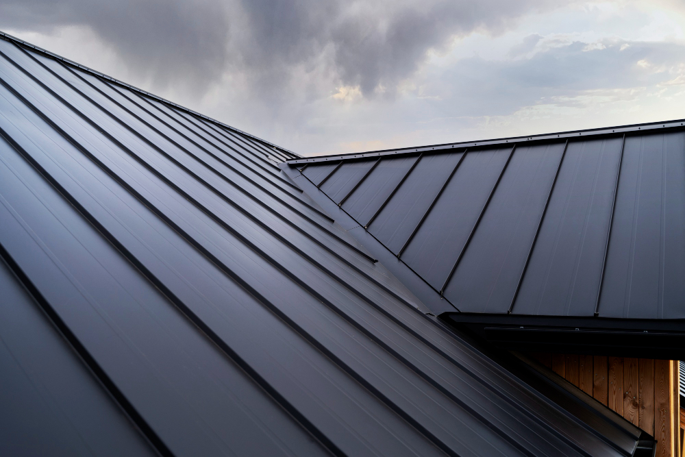 Can You Paint Roof Shingles? Everything Orlando Roofing Contractors Need to Know