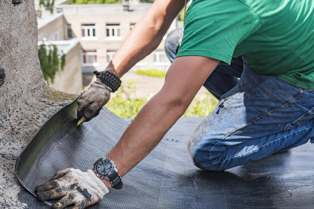 Smart and Secure Solutions: The Benefits of Commercial Roof Waterproofing
